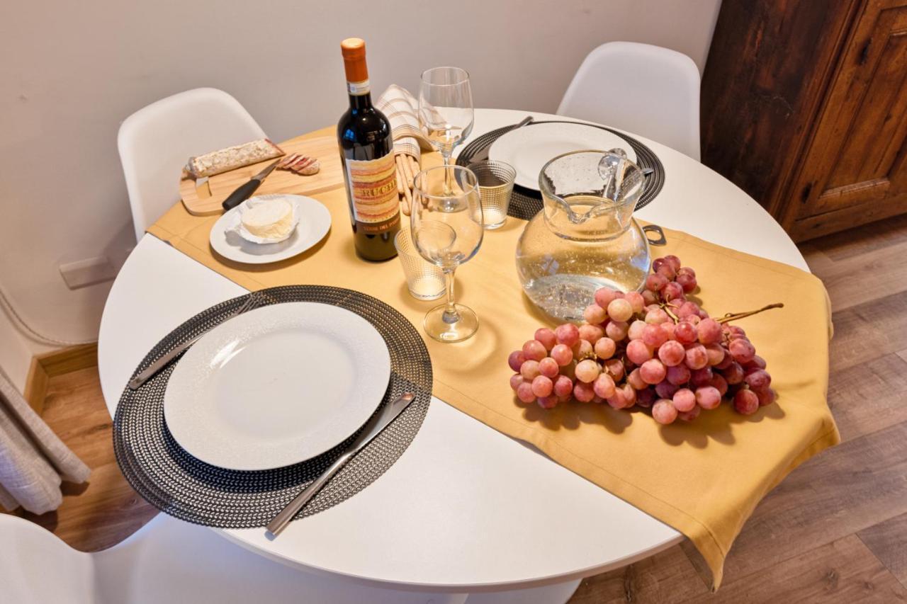 Corte Des Ambrois By Apartments To Art Turin Ngoại thất bức ảnh